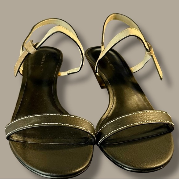 NWOT Charles & Keith Black & White Colorblock Bow-Detail Wooden Cone Heels Sz 11 - Picture 15 of 16